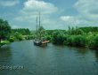 anderes Schiff auf dem Kanal